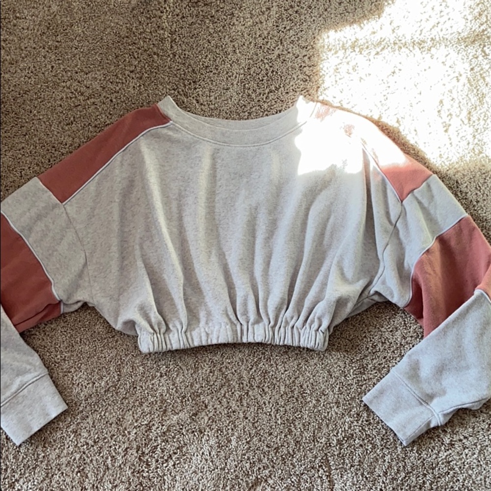 reworked american eagle crewneck